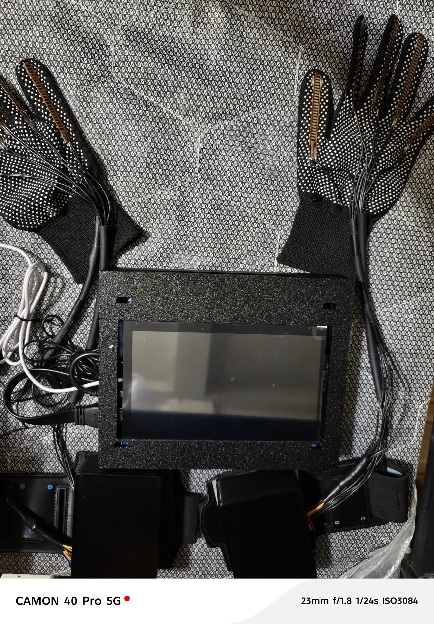 Gloves with Raspberry Pi LCD Display